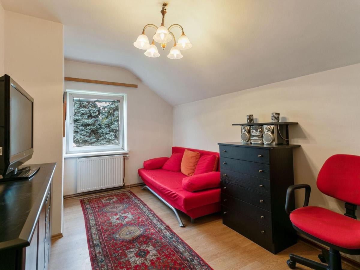 Lively Holiday Home In Wien With Private Garden Dış mekan fotoğraf