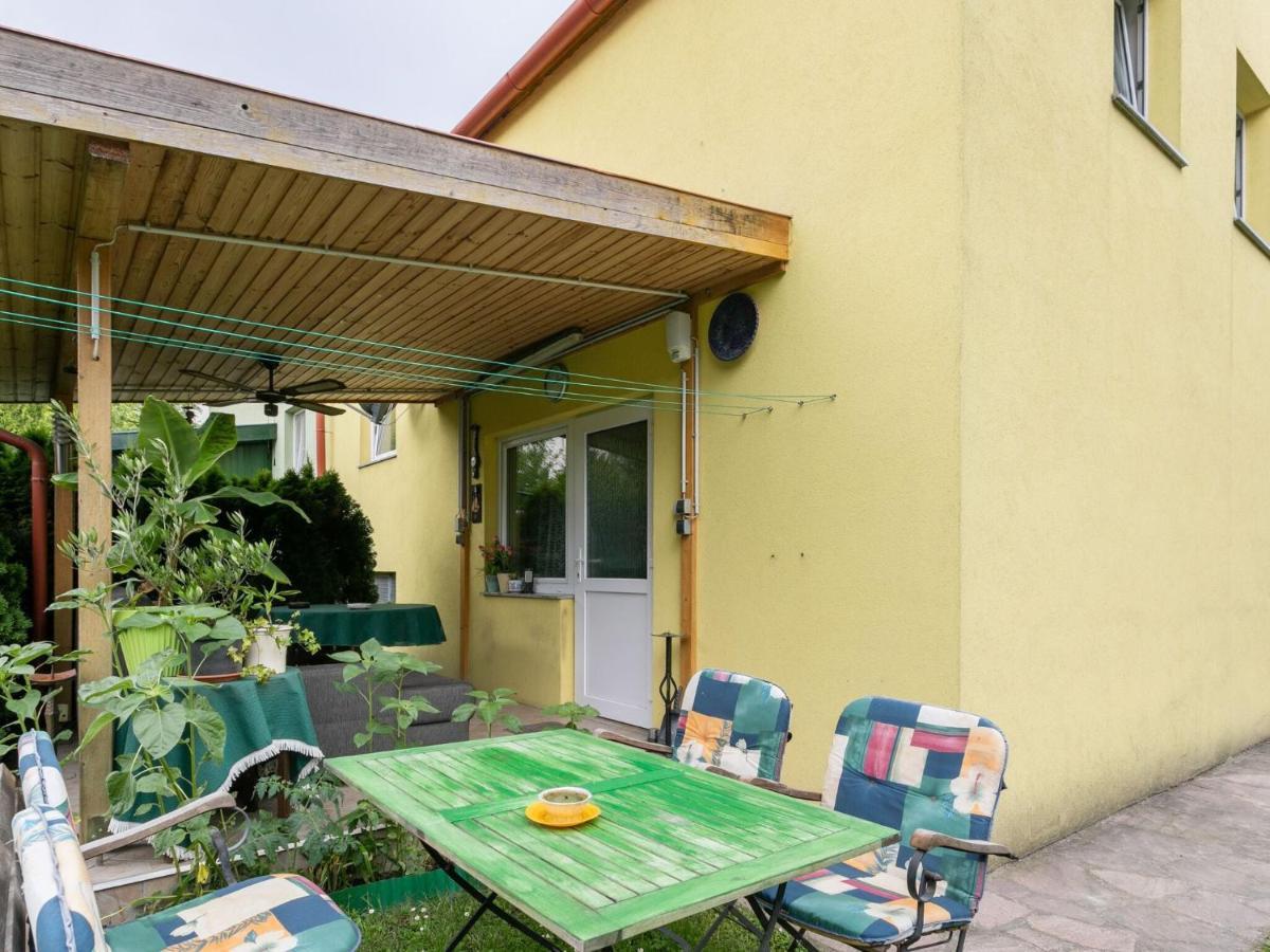 Lively Holiday Home In Wien With Private Garden Dış mekan fotoğraf